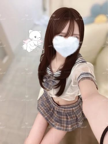 scrape_url:https://esthe-angeaile.com/images_staff/130/120816504753_1.jpg