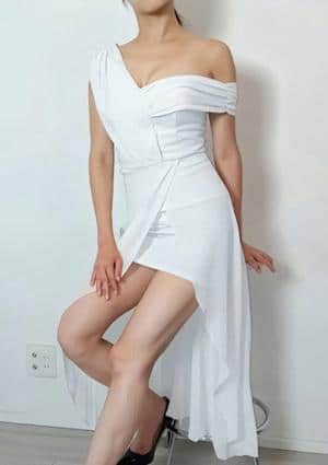 NAOMI セラピスト 八咲りん