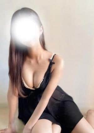 THREE（スリー）太田川ルーム セラピスト しほ