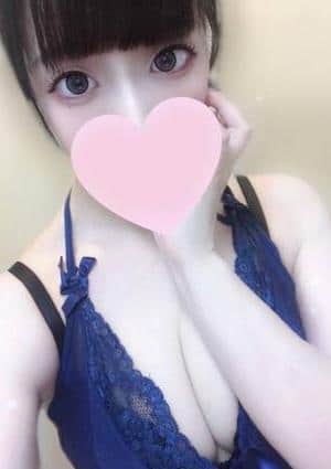 White（ホワイト）スパ セラピスト ひなた