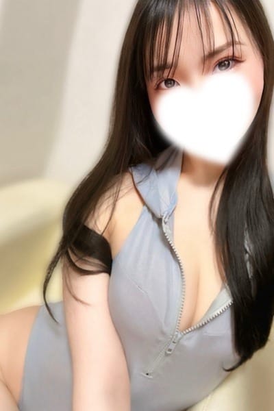Offsuit（オフスート） セラピスト 黒木　ゆみ 25歳