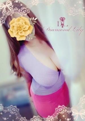 Diamond Lily セラピスト いぶき