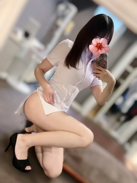 scrape_url:https://esthe-davinci.com/wp-content/uploads/2026/01/7098_20260528220504_600_800_2.jpg