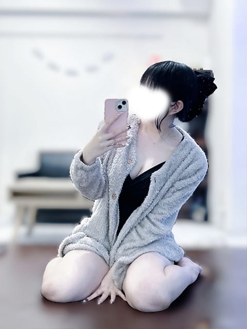 scrape_url:https://luxmoment.net/upload/cast/98_17676689724.jpg?1767668972
