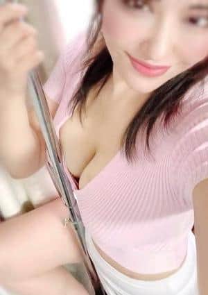 愛沢りん