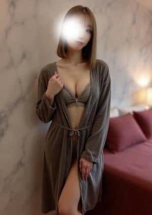 relaxation salon Chaleur セラピスト 梨羽(りう)