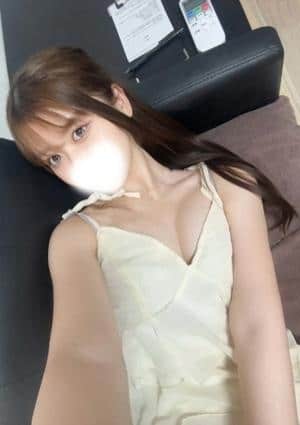 GOLD CROWN 藤沢ルーム セラピスト さな