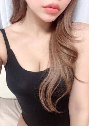 DEEP ESSENTIAL セラピスト 藤井せいな
