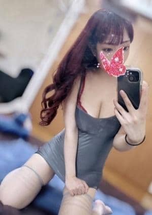 若葉 しおり