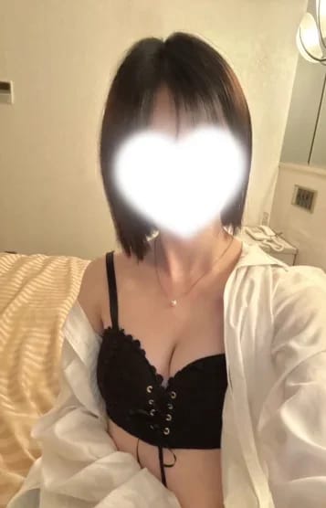 REVE 天神 Private Relaxation Spa セラピスト しおん 25歳