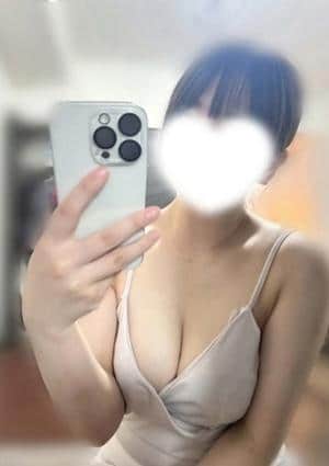 HUNDRED（ハンドレッド）日本橋 セラピスト 白石　もも