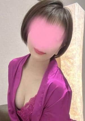 アロマモデスト〜AromaModeste〜大井町ルーム セラピスト 日高 なつみ