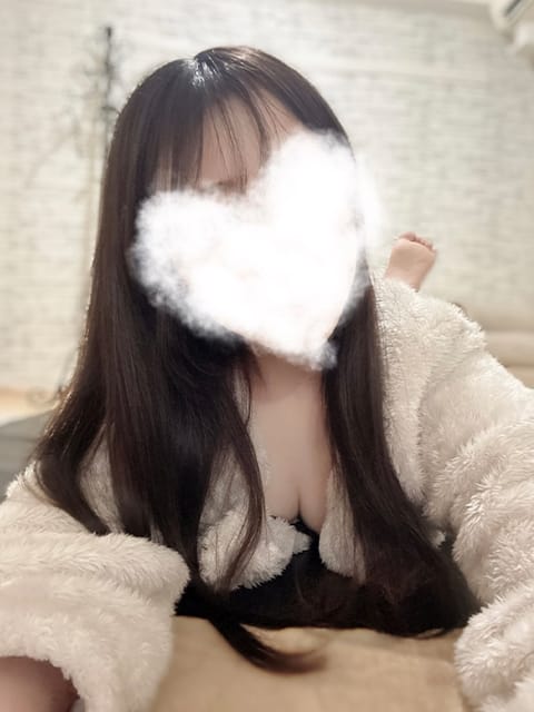 scrape_url:https://luxmoment.net/upload/cast/57_17458948325.jpg?1745894832