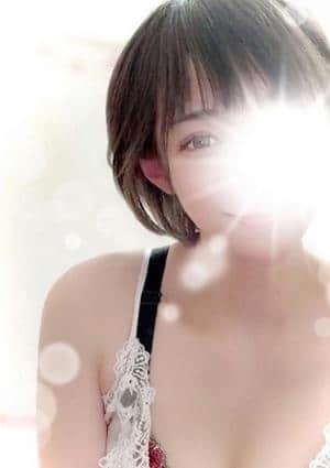 Pure White（ピュアホワイト） セラピスト 吉沢 しほ