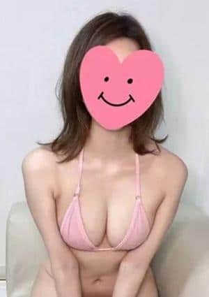 アロマフェニーチェ セラピスト 奈美