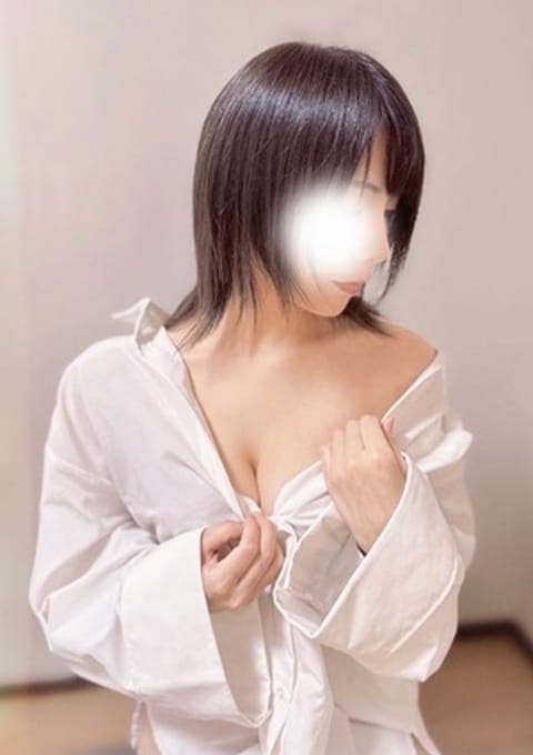 scrape_url:https://clarice-dao.jp/optImg/1004126/item/10027823/11088831_640_0.jpg