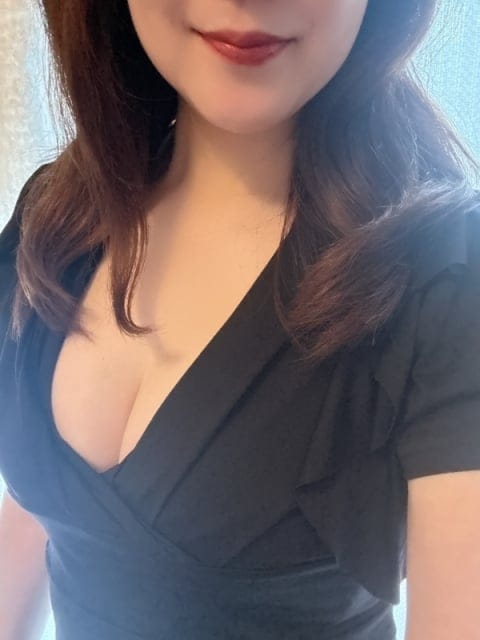 横浜新横浜町田人妻メンズエステ セラピスト 中原 ひろか