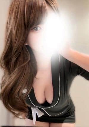 宇月ありさ