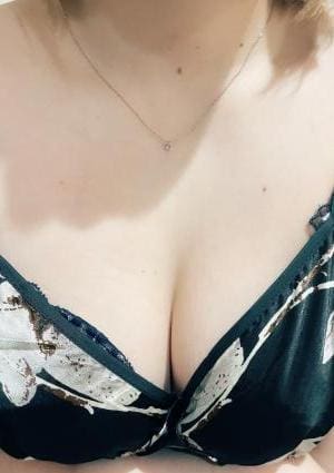 にいな