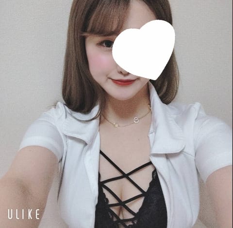 女神の手 セラピスト れい 24歳