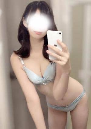 りりな
