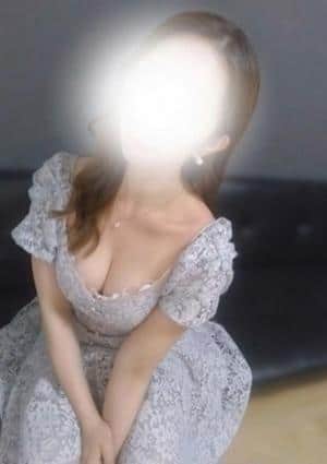 持田ひなの