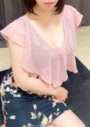 穂波あやめ