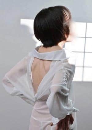 博多人妻さん セラピスト 草刈夫人