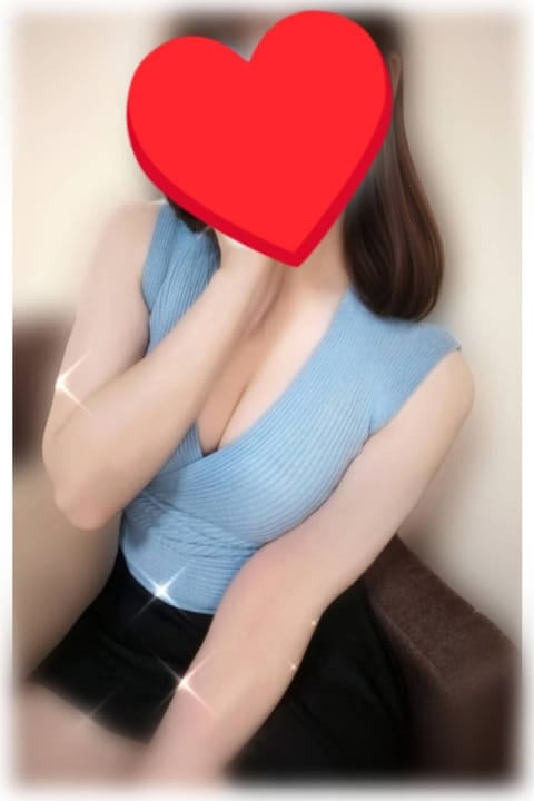 ミセスロマン セラピスト さなえ 35歳