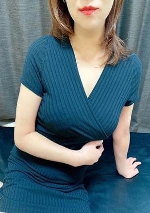 久保ひなこ