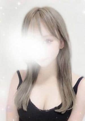 三上　りな