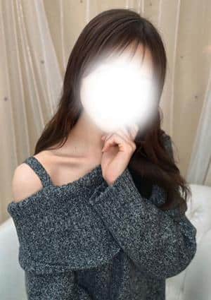 小倉りあ