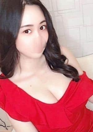白咲　絢