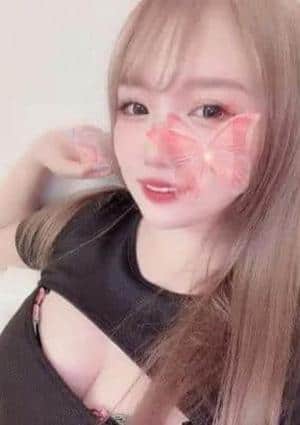 モモモモ