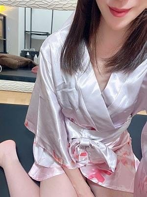 茜