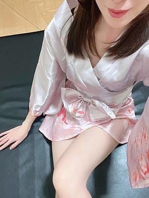 茜