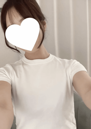 博多の人妻エステクラブ セラピスト 山川なるみ