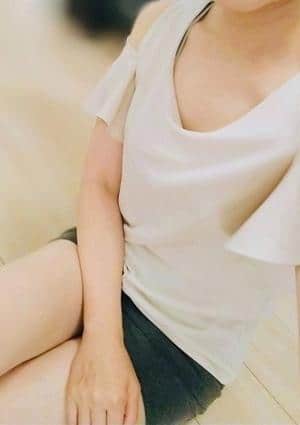 博多人妻さん セラピスト 菅野夫人