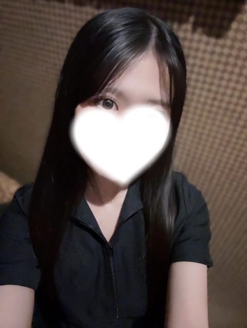 scrape_url:https://cdn.sanity.io/images/64ec3zln/production/579eceaddc5888ce5945953ab8ded4bc4dae7b0e-1280x1706.webp