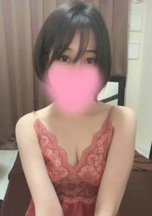 卯月 あいか