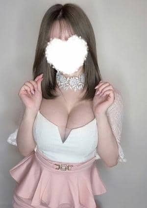 姫城ひなみ