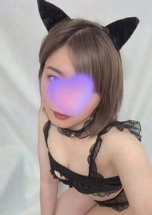 女子アナ系美女えれな