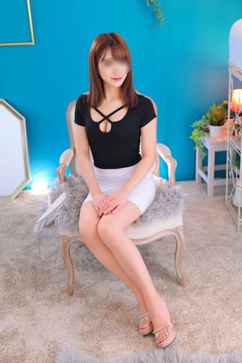 scrape_url:https://himitsuspa.com/img/therapists/美原すみれ3.jpg?_=719654193