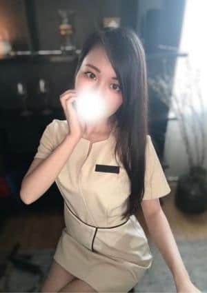夏目　まゆ