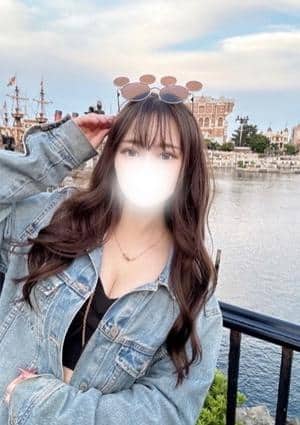 GOLD CROWN 藤沢ルーム セラピスト あいか