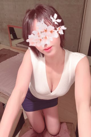 scrape_url:https://grace-meguro-bucket-prod.s3-ap-northeast-1.amazonaws.com/uploads/therapist_image/image3/127/d62ab55a-7506-4e4f-b6d9-57932ae19af6.jpg