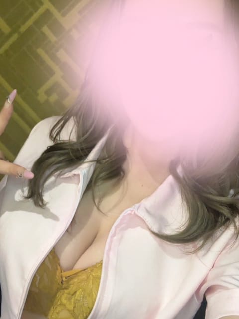 scrape_url:https://cutiehoney82.com/wp-content/uploads/2026/07/sena2.jpg