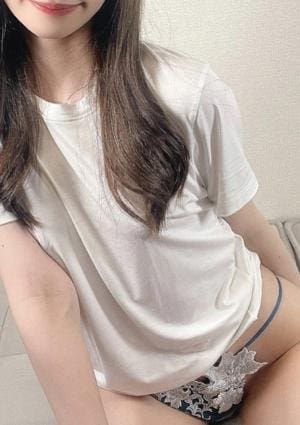 白シャツと彼女「しろかの」 セラピスト 寧々（ねね）