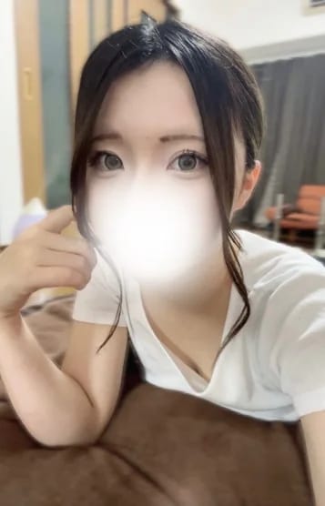 scrape_url:https://img.estama.jp/shop_data/00000031936/cast/sub/357x556/dqv2f_20250831214154.jpg?f=webp