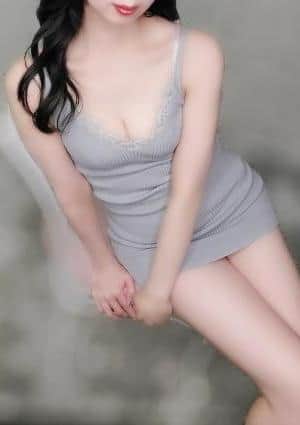 Eden浜松店 セラピスト れいら